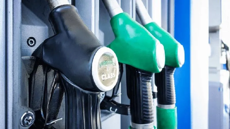 Jak tankować auto z silnikiem diesla, by uniknąć awarii
