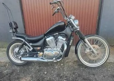 Jak wybrać idealny motocykl z wałem kardana dla siebie?