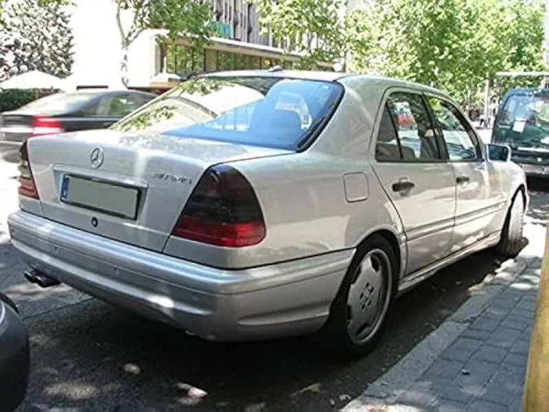 Akumulator do Mercedesa W202