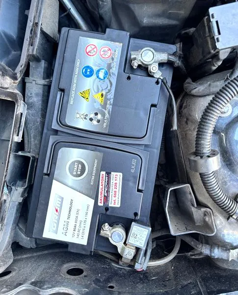Akumulator do mercedesa W204